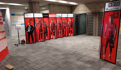 スポーツ競技場へ感染防止対策として設置した例1